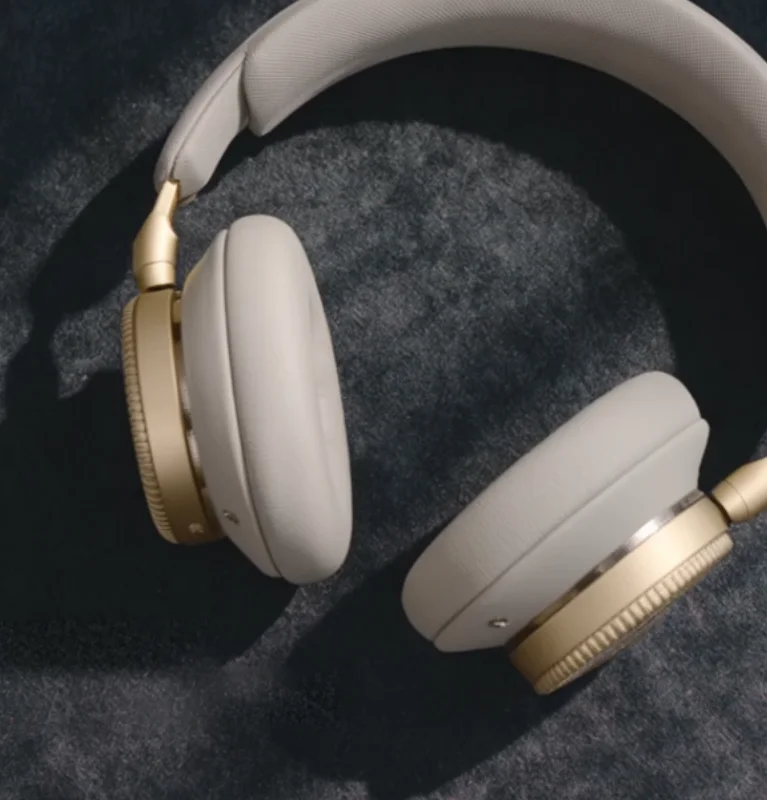 Aureum over-ear headphones