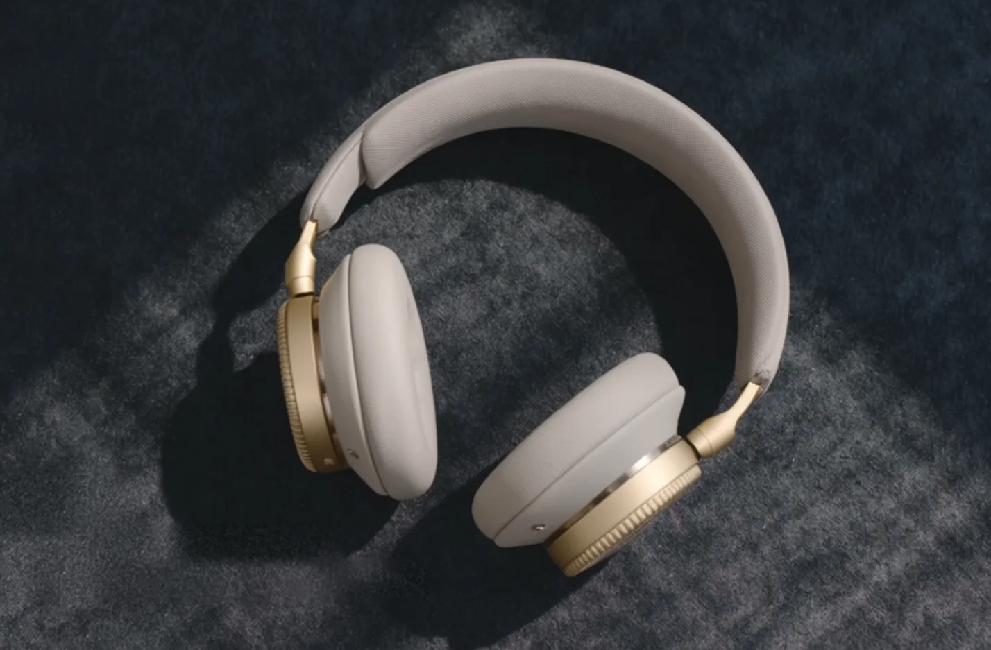 Aureum over-ear headphones
